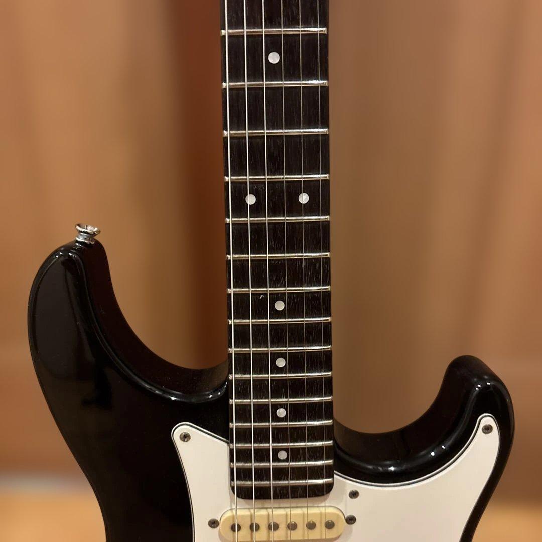 Yamaha RGS 103P ストラトタイプ トレモロアーム付 新品弦張替済