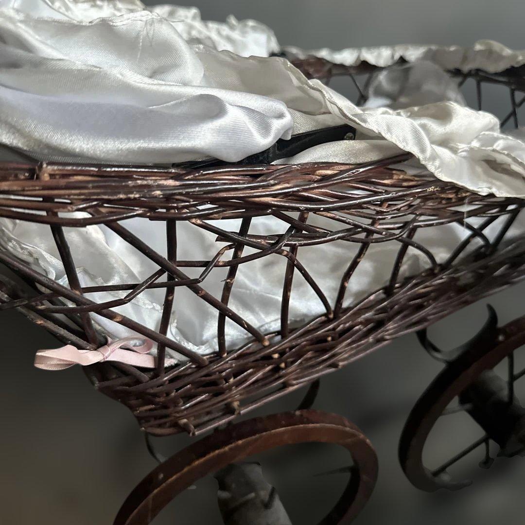 めちゃくちゃ可愛い！人形用　クラシック ベビーカー ブラウン