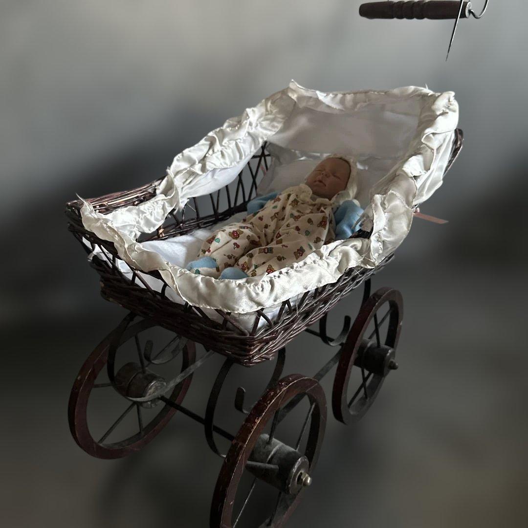 めちゃくちゃ可愛い！人形用　クラシック ベビーカー ブラウン