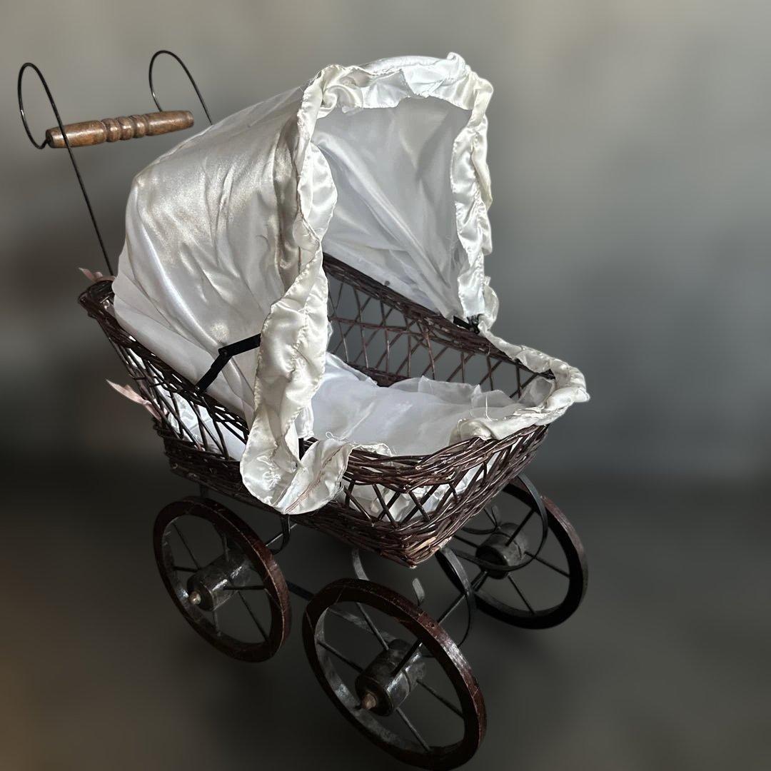 めちゃくちゃ可愛い！人形用　クラシック ベビーカー ブラウン