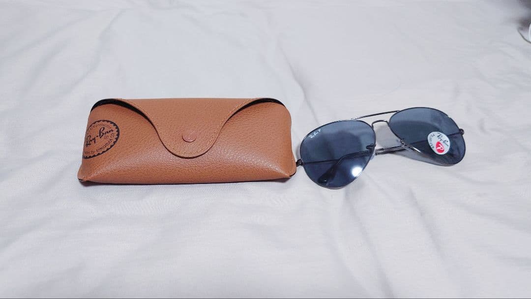 遮光サングラス　レイバン