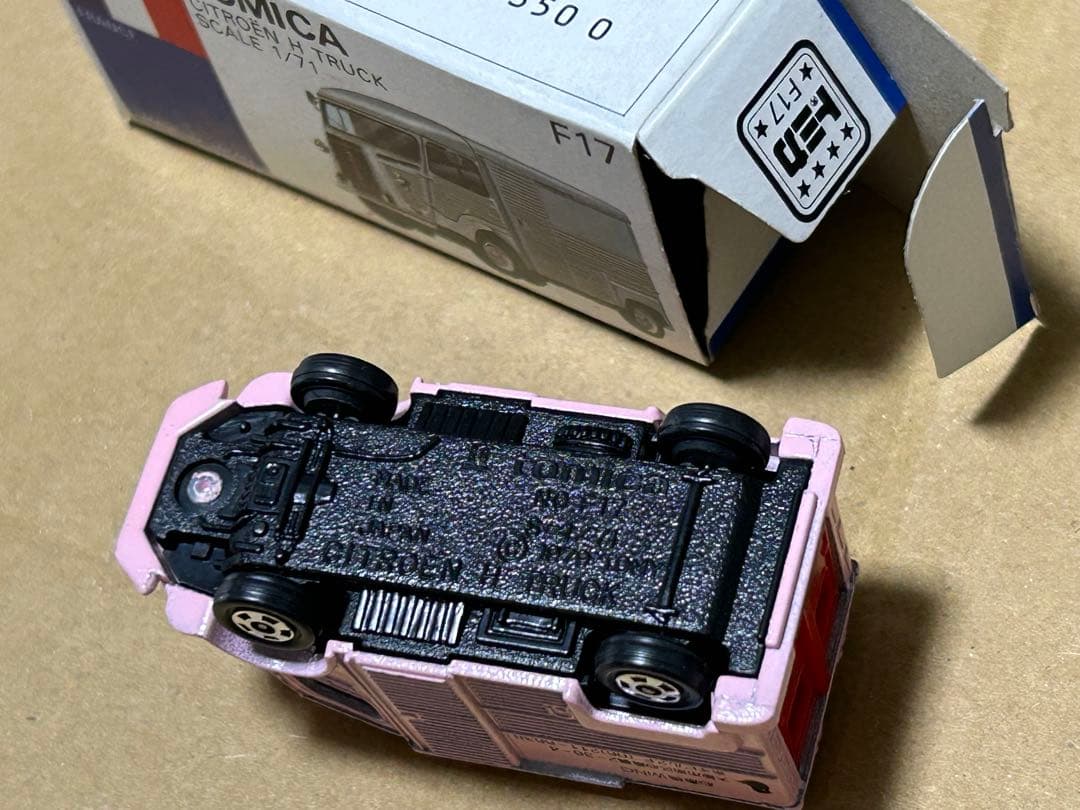 トミカ シトロエン Hトラック AKAI TORI ピンク