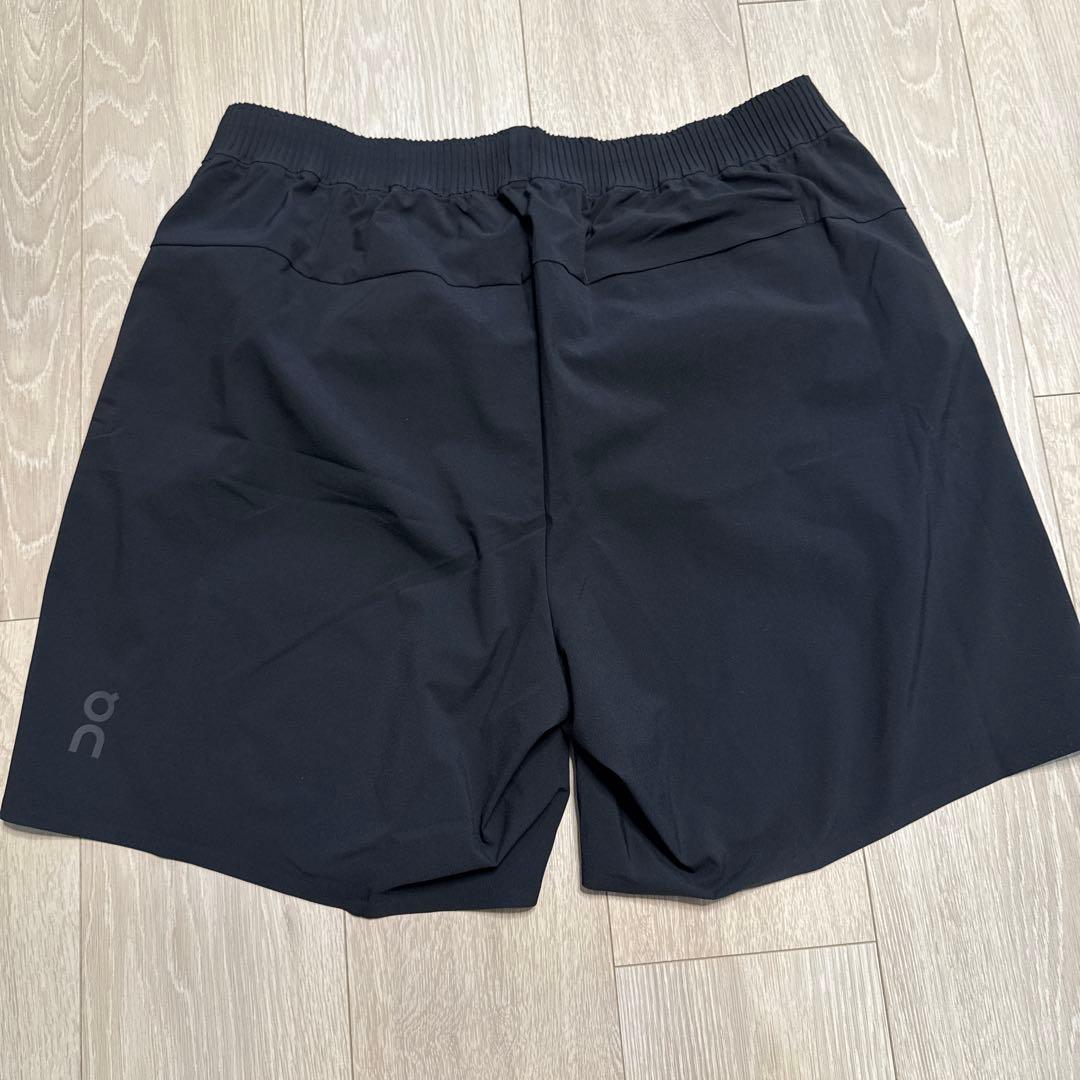 【未使用】On Focus Shorts Black L