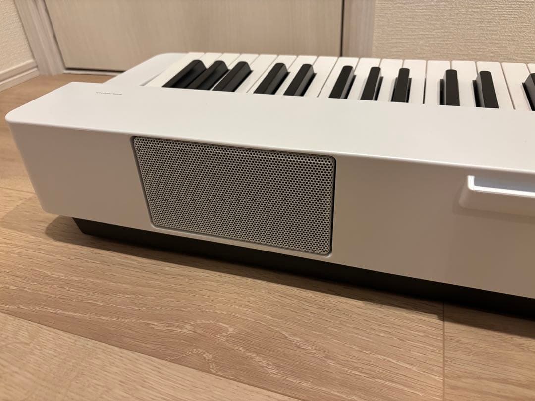 2025年9月購入 YAMAHA 電子ピアノ P-225 WH ホワイト