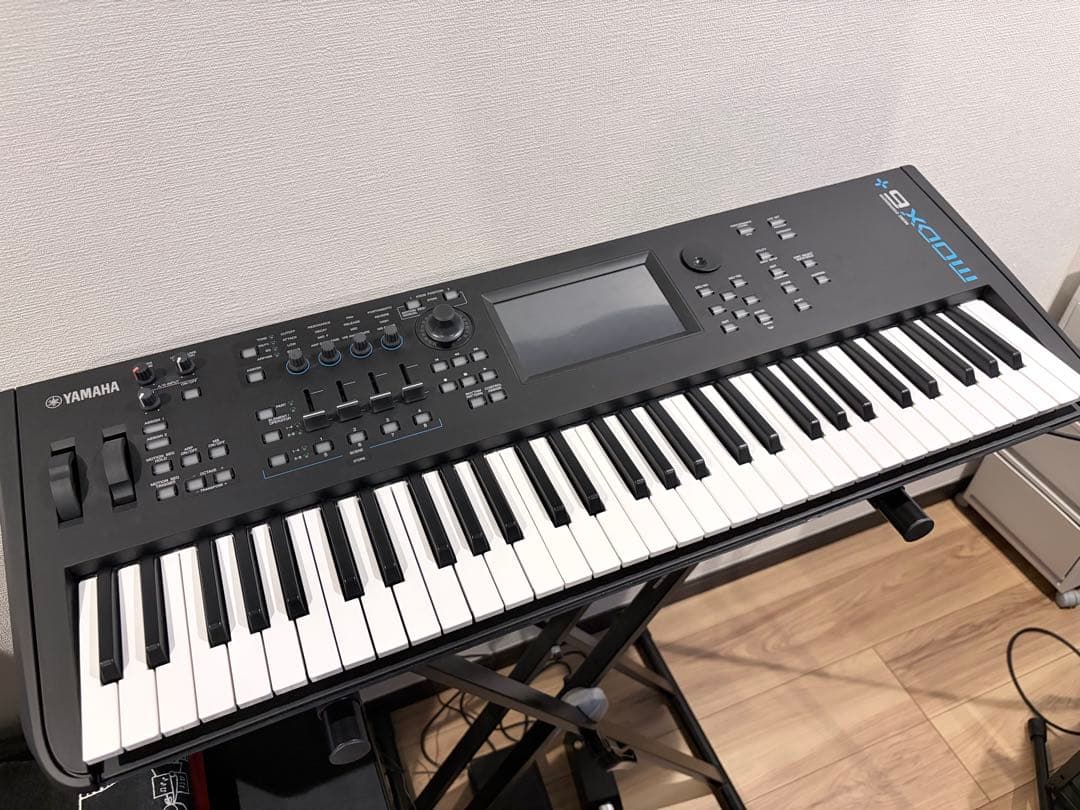 YAMAHA MODX6+ 61鍵 ワークステーションシンセサイザー