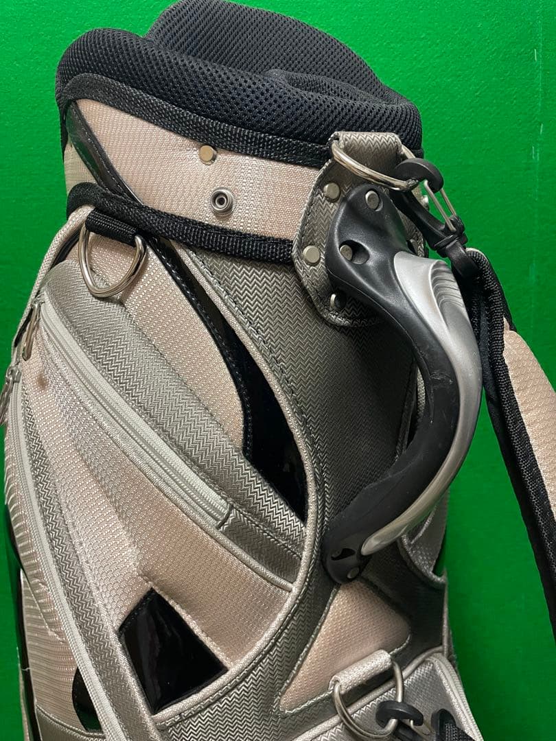 廃盤‼️人気‼️NIKE GOLF キャディバッグ 8.5型 6分割