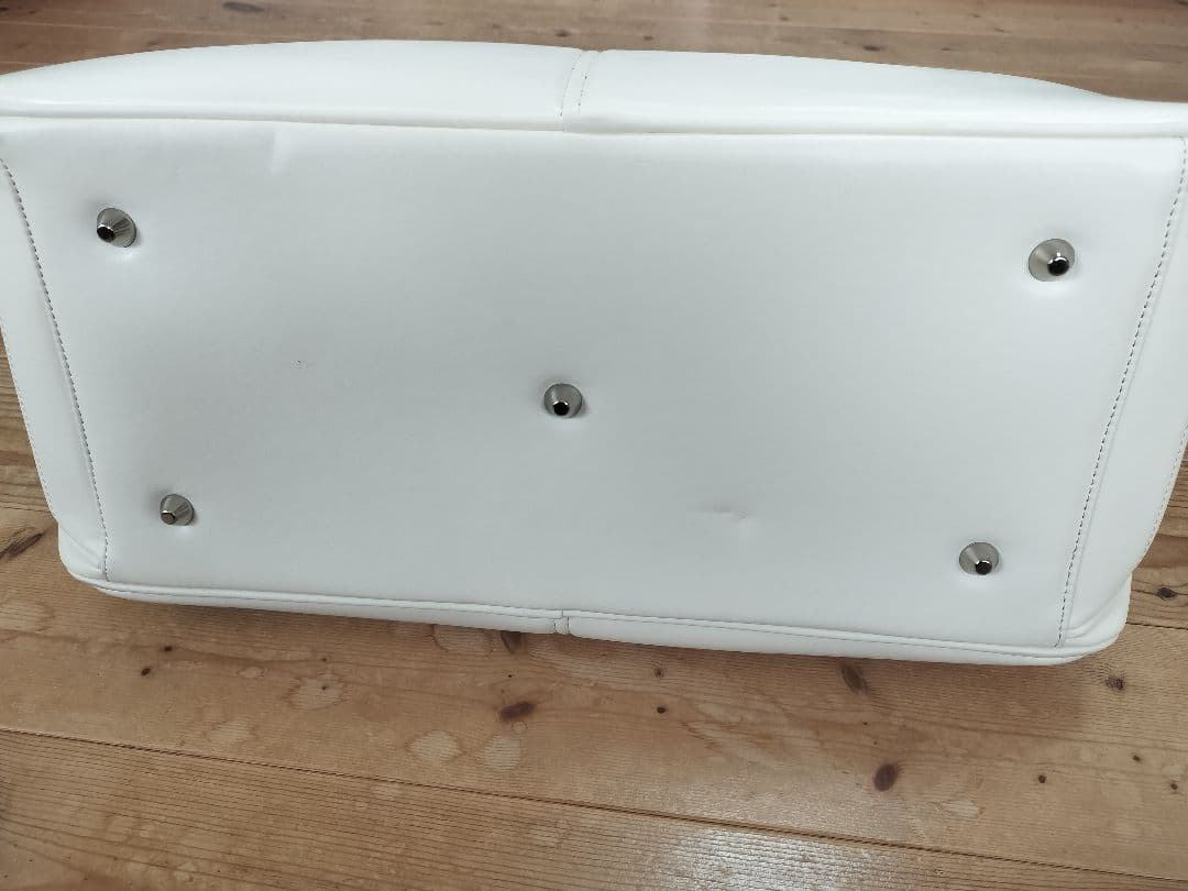 アウディ ゴルフ ボストンバッグ【ホワイト】