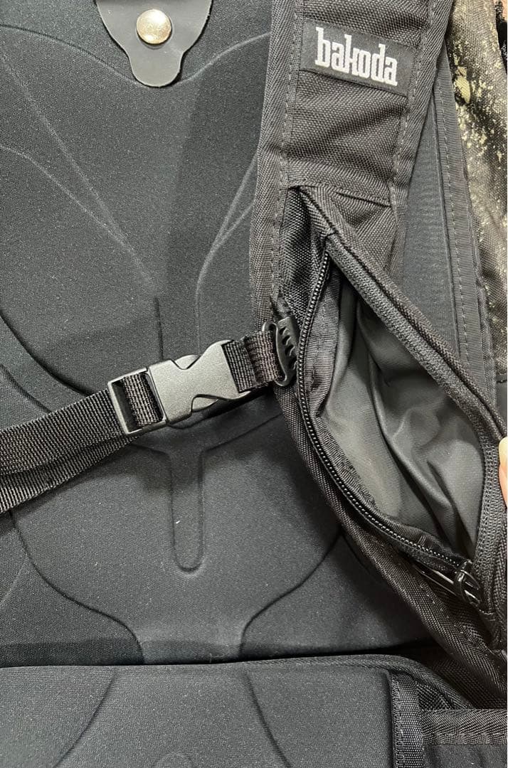 本日特価　bakoda リュック バックパック スノーボード　迷彩　アウトドア