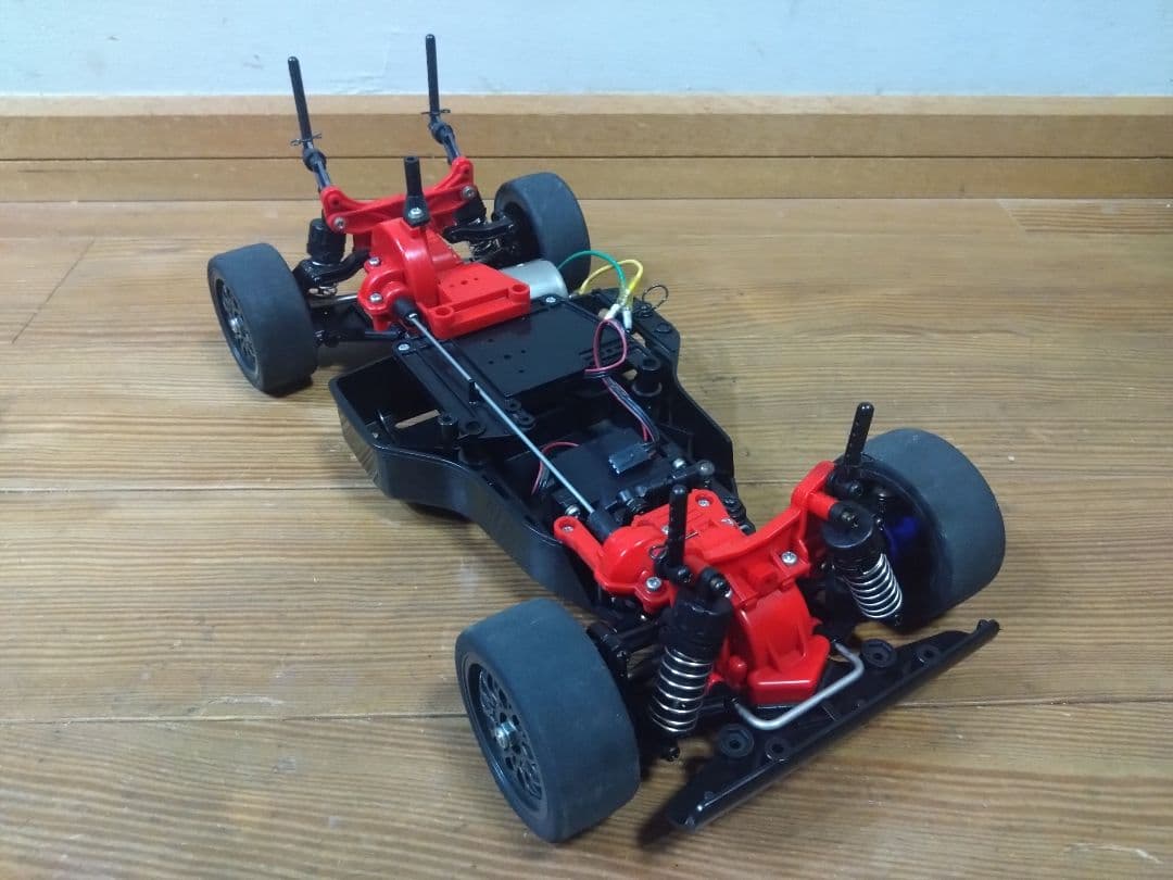 タミヤ　カルソニック　スカイライン　GT-R　ボディ　TA02　シャーシ　セット