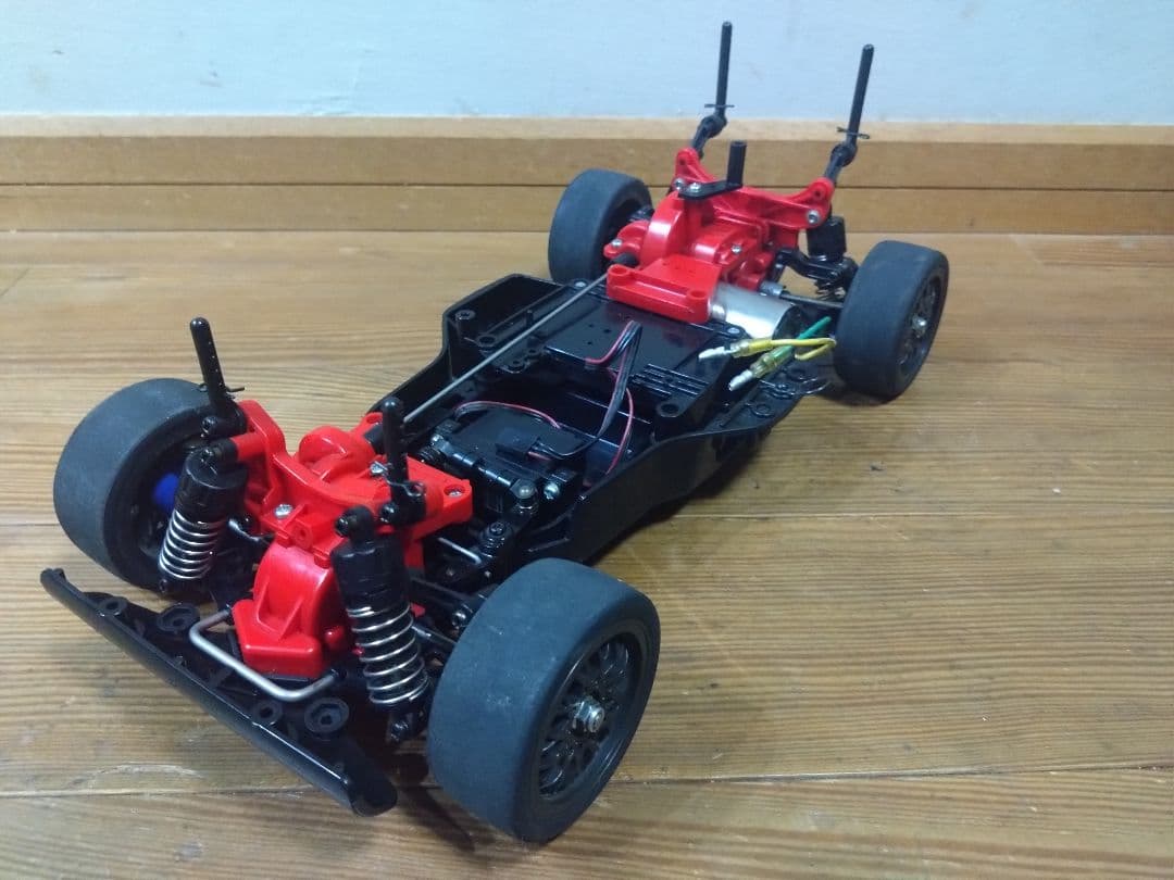 タミヤ　カルソニック　スカイライン　GT-R　ボディ　TA02　シャーシ　セット