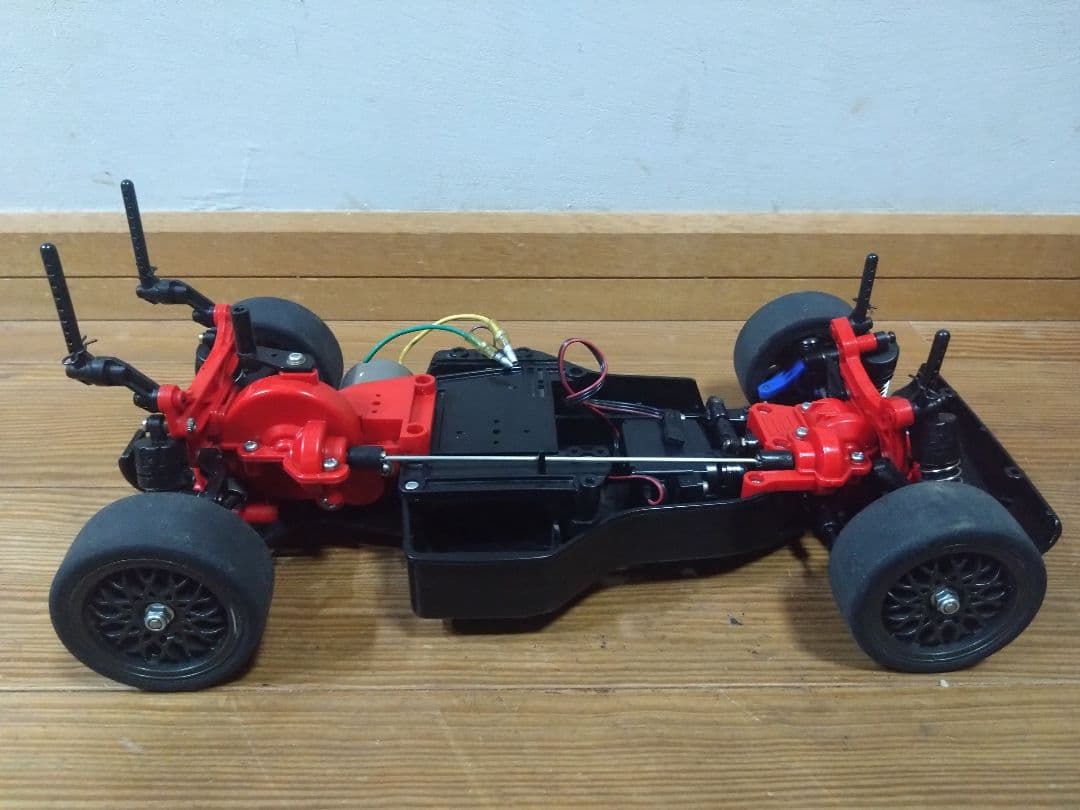 タミヤ　カルソニック　スカイライン　GT-R　ボディ　TA02　シャーシ　セット