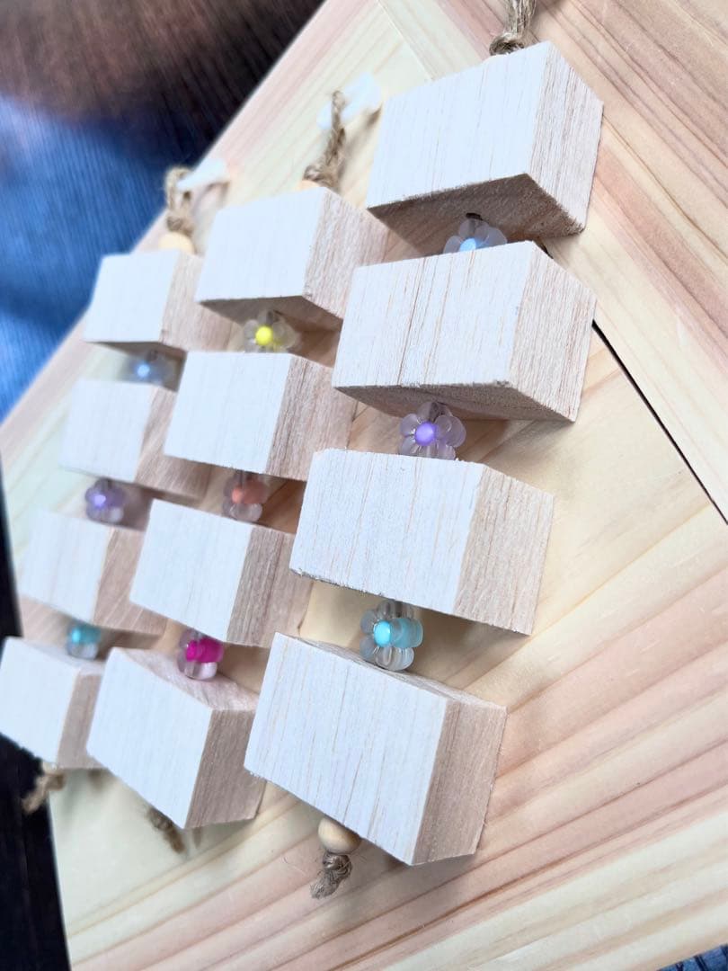 インコおもちゃ　鳥おもちゃ　厚切りバルサ　バードトイ