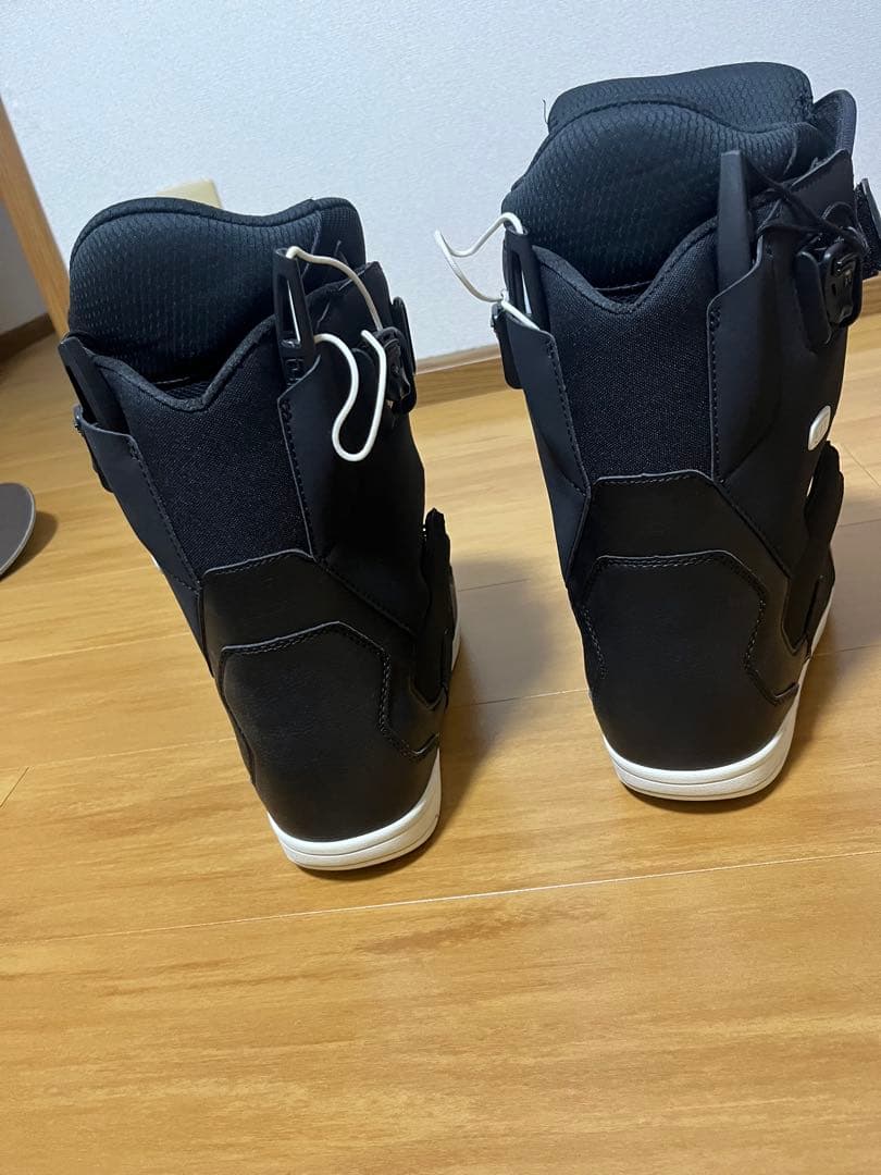 DEELUXE IDスノーボードブーツ ブラック