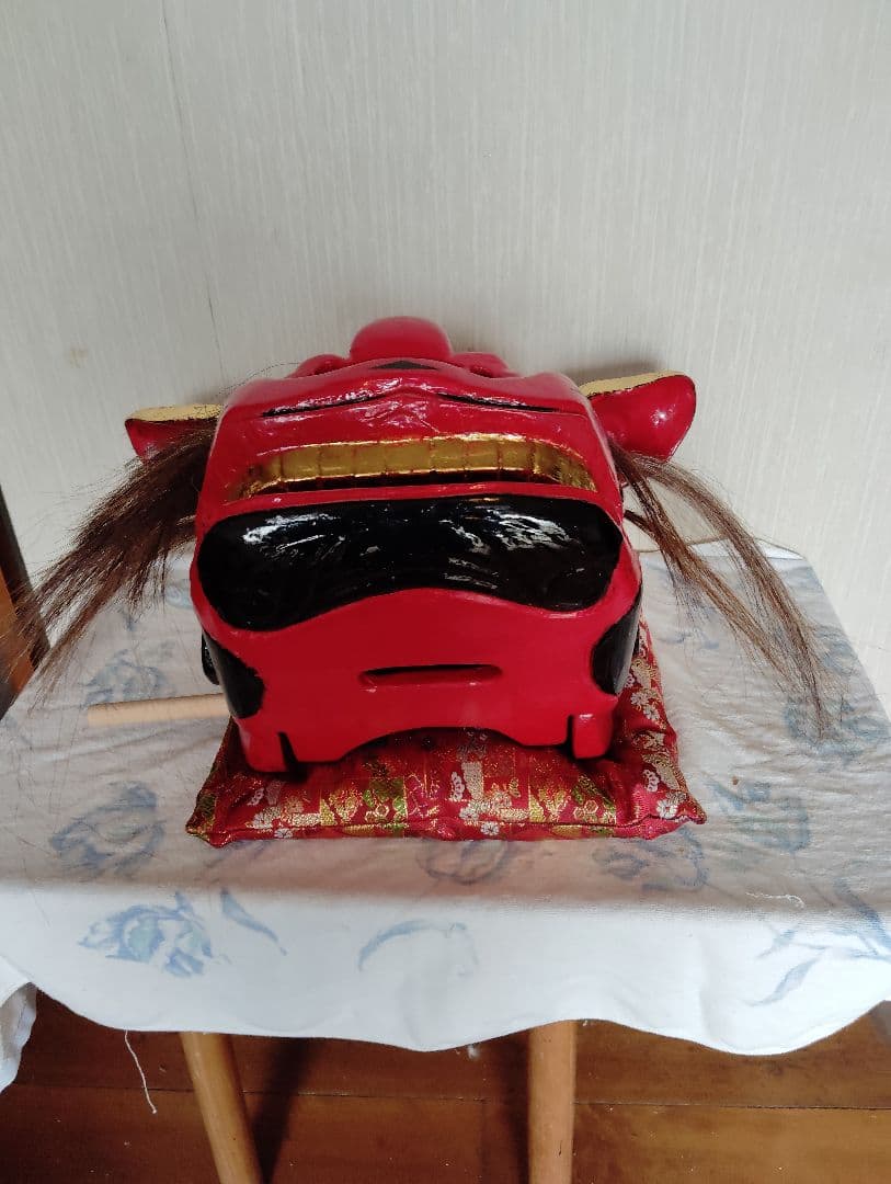 獅子頭　獅子座布団付き