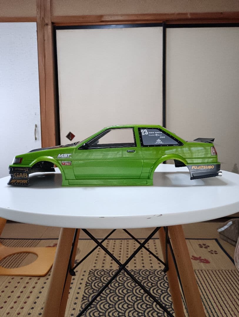 め*る様 AE86レビン2ドア ボディーヨコモ