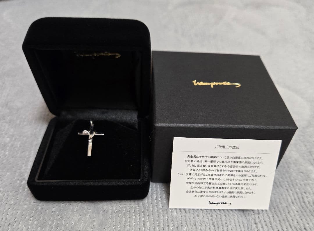 HYDE　LILITH CROSS PIERCE　SILVER　ピアス　グッズ