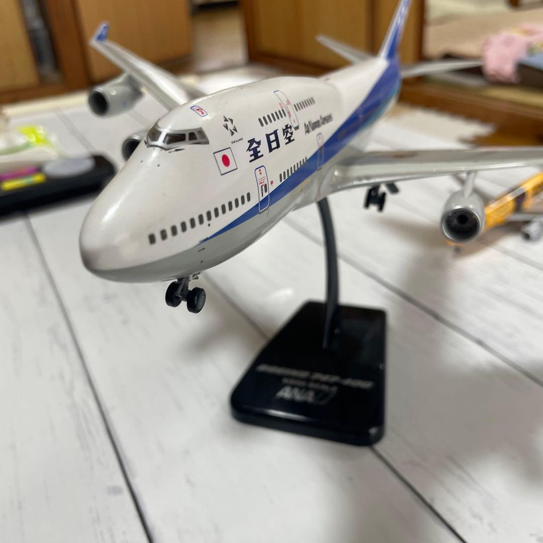 ANA ボーイング747 モデル 1/200