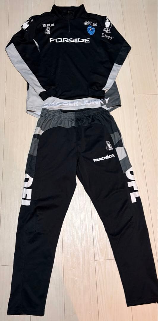 横浜FC トレーニングウェア　上下セット 2XLサイズ