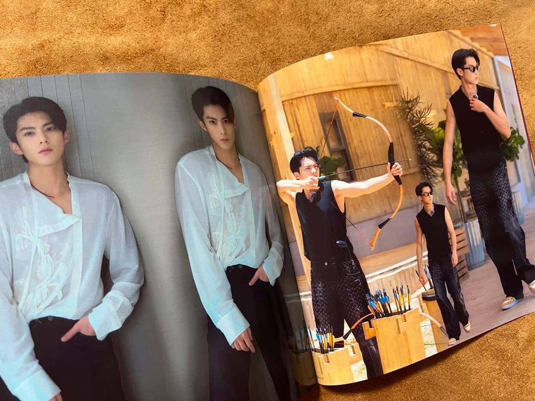 蒼蘭訣 王鶴棣　110枚写真入り個人写真集ワンホーディー写真集34p2023-1