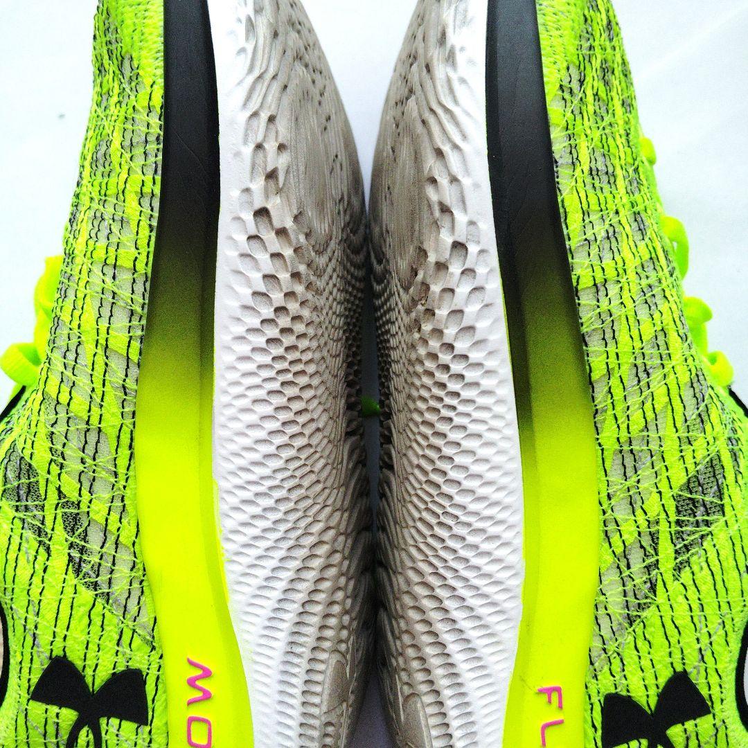 アンダーアーマー　ランニングシューズ　Velociti Wind 2