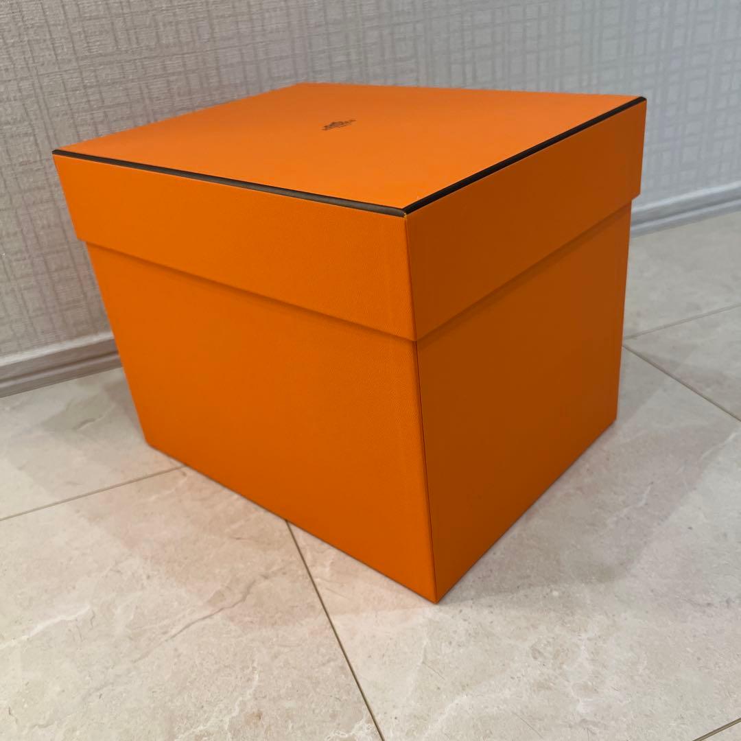 HERMES ピコタン 空箱