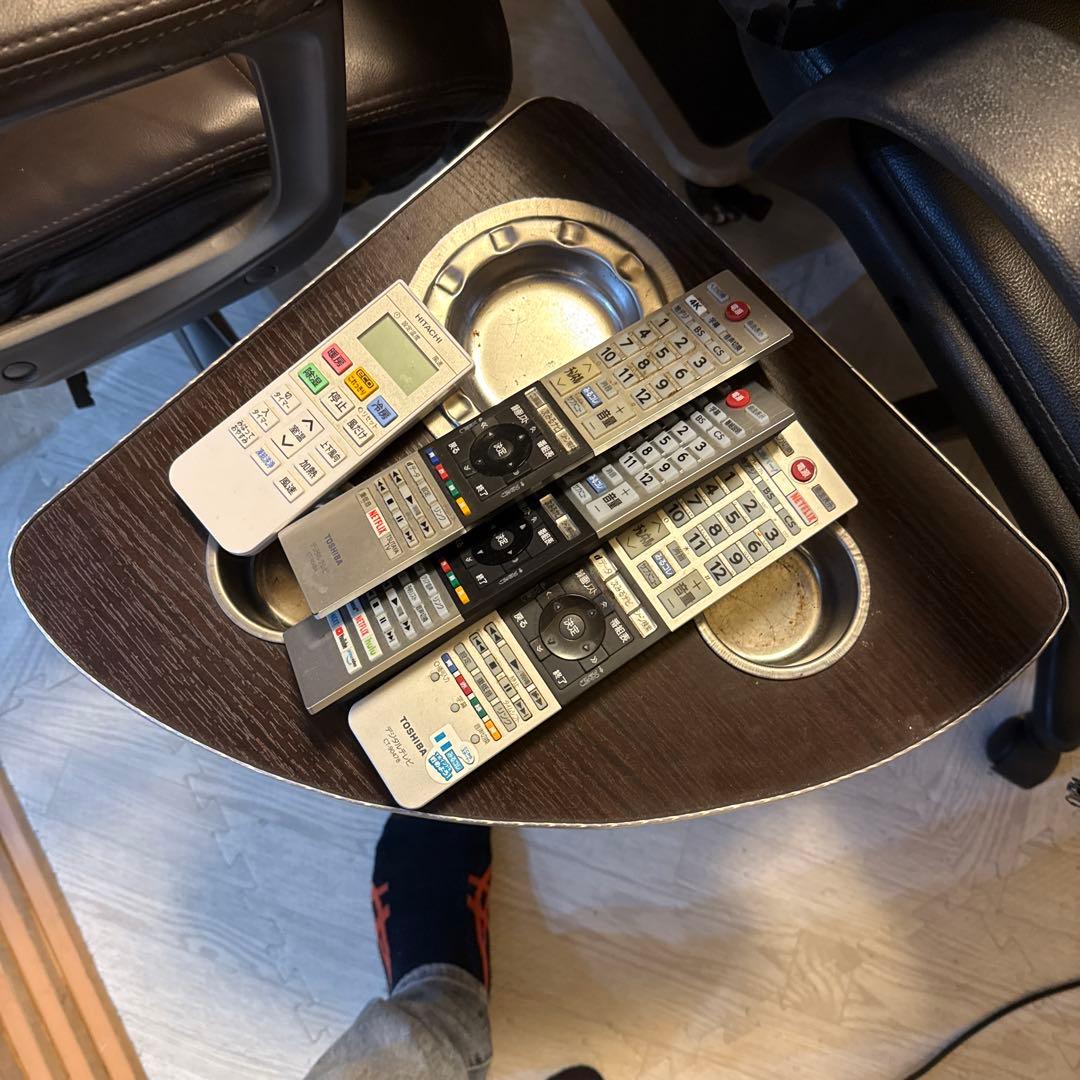 電動麻雀　卓　　　激安セット、イス、テーブルセット売り即使えます値下げしました