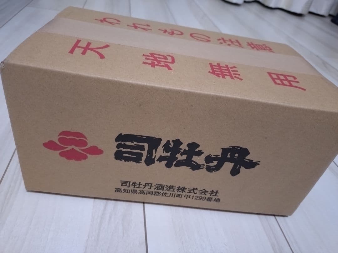 座(THE) 司牡丹 純米大吟醸酒　720ml 木箱入り