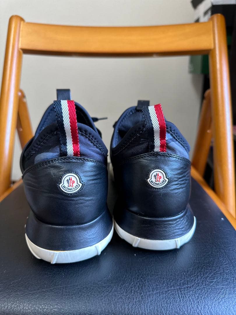 モンクレールスニーカー