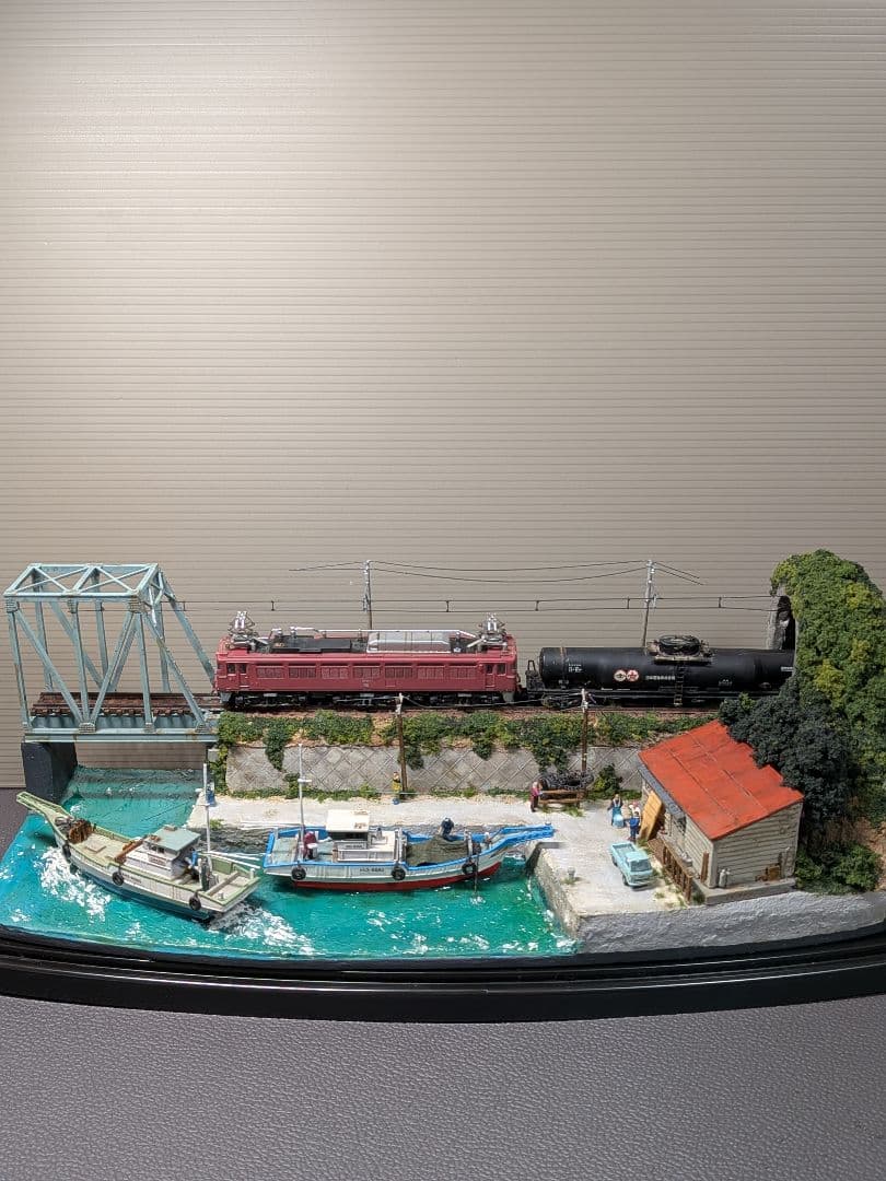 No.60鉄道Nゲージジオラマ車両、漁船、車他付き