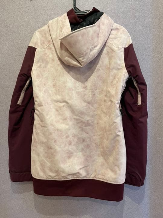 VOLCOMのウェアMサイズ