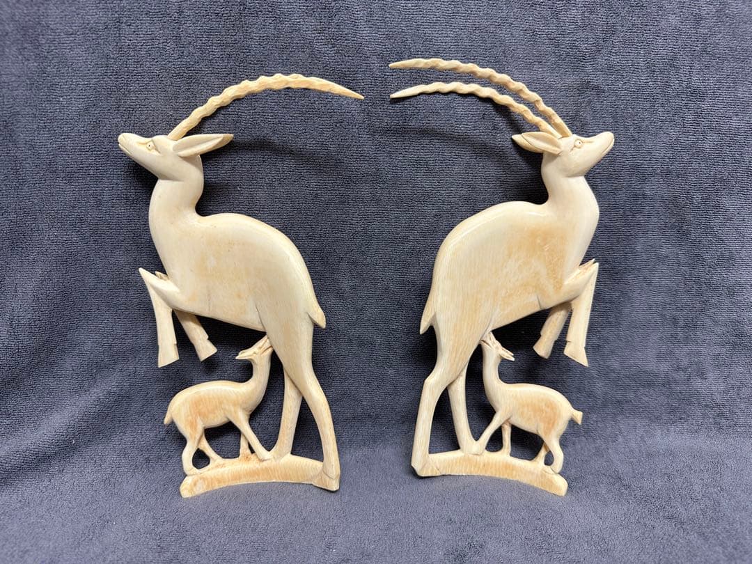 置物　 時代物　鹿2匹　天然素材　マンモス　彫刻　骨董　古美術品　アンティーク