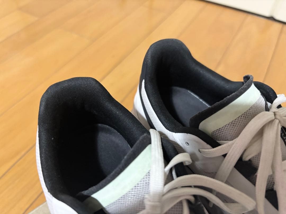 on cloud monster モンスター　ペールグレー　27.5cm