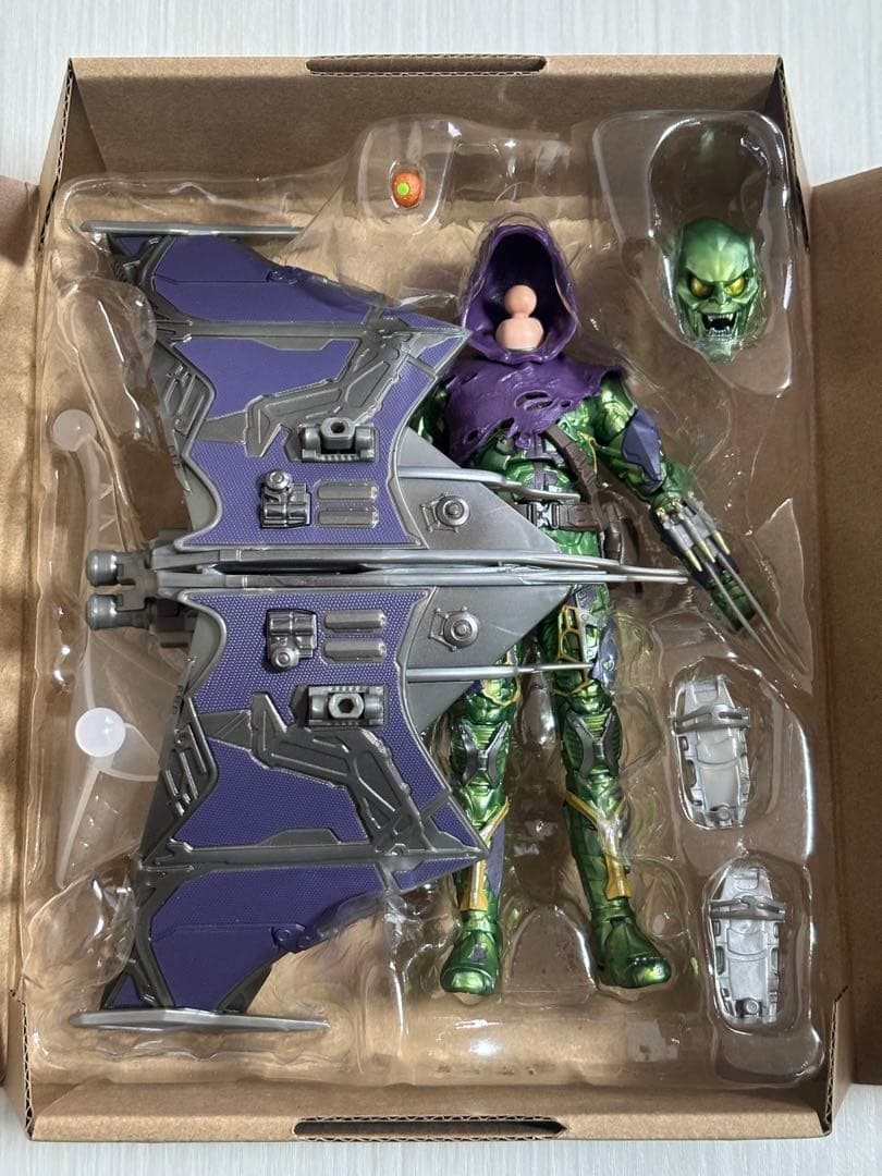 マーベルレジェンド　グリーンゴブリン フィギュア figure スパイダーマン