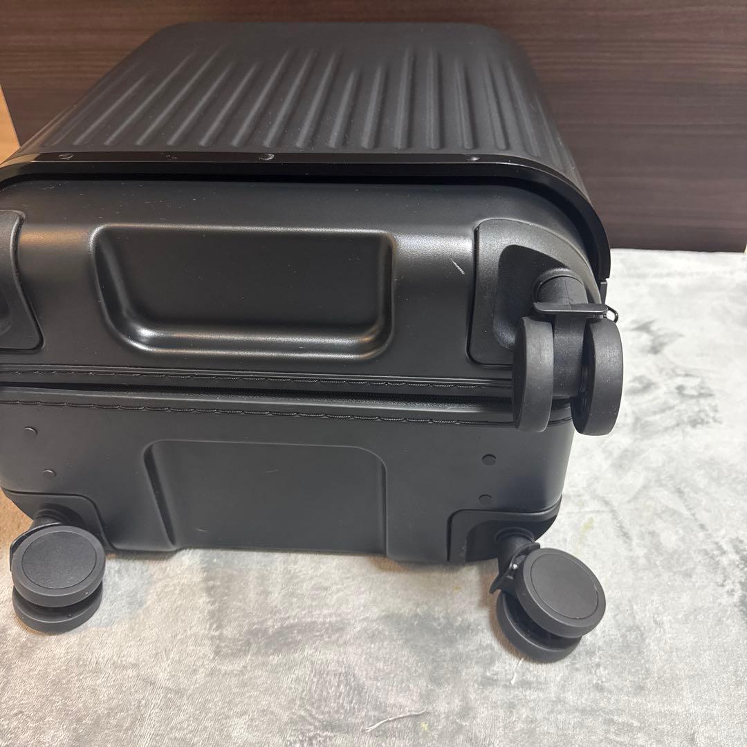VELO スーツケース　伸縮　機内持ち込み