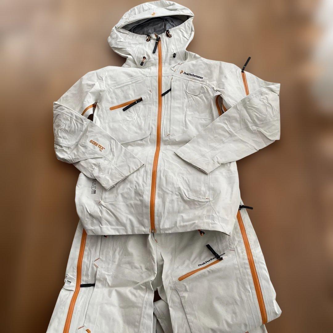 Peak Performance スキーウエア上下 女性用