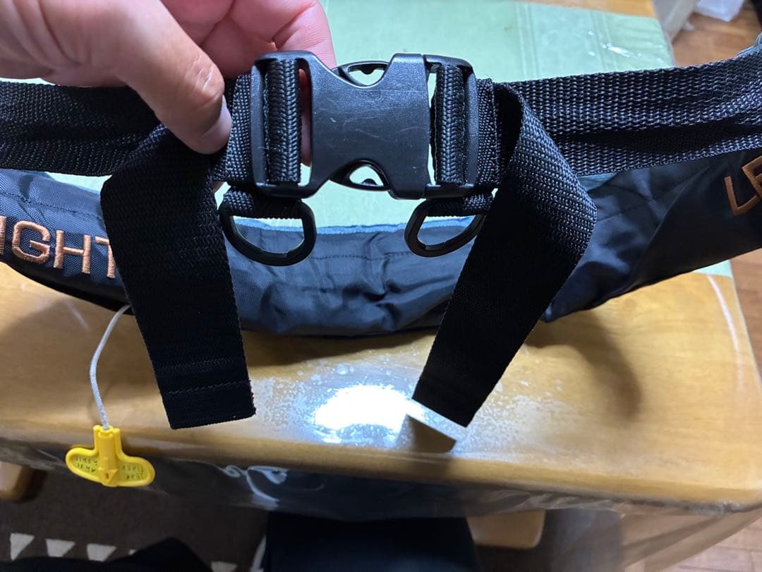 34 THIRTY FOUR★ブルーストーム自動膨張救命胴衣★桜★交換ボンベ付き