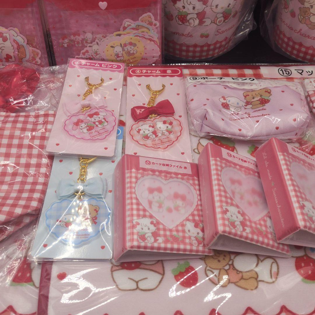 Lil ala mode ×サンリオキャラクターズ 当りくじ