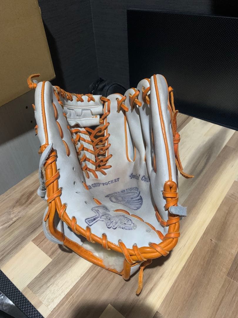 クボタ　スラッガー　グローブ