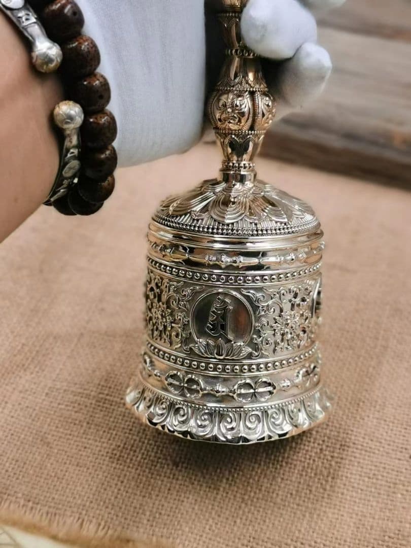 【修縁堂】密教法具 真言宗 鬼面の鈴 金剛鈴 種子字 金剛降魔法器仏具