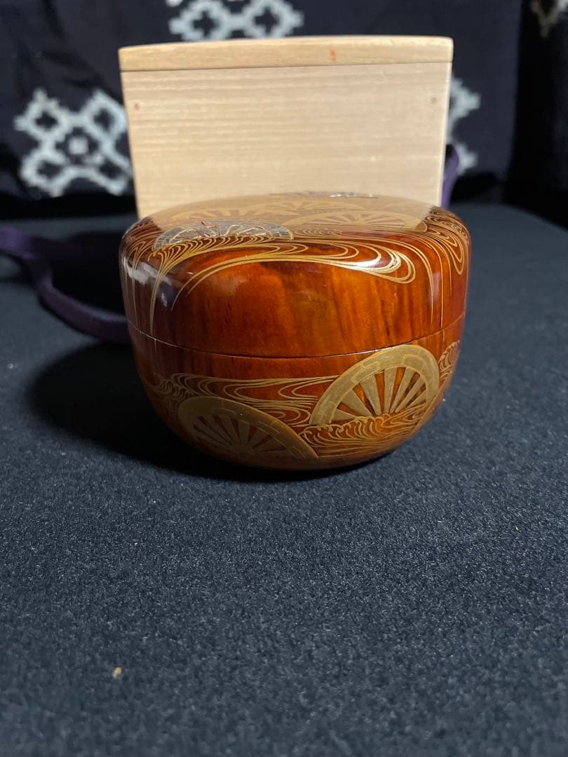 加賀蒔絵　松浦寛子作 恭永監修　螺鈿金蒔絵棗　御所車蒔絵 共箱付 高級茶道具