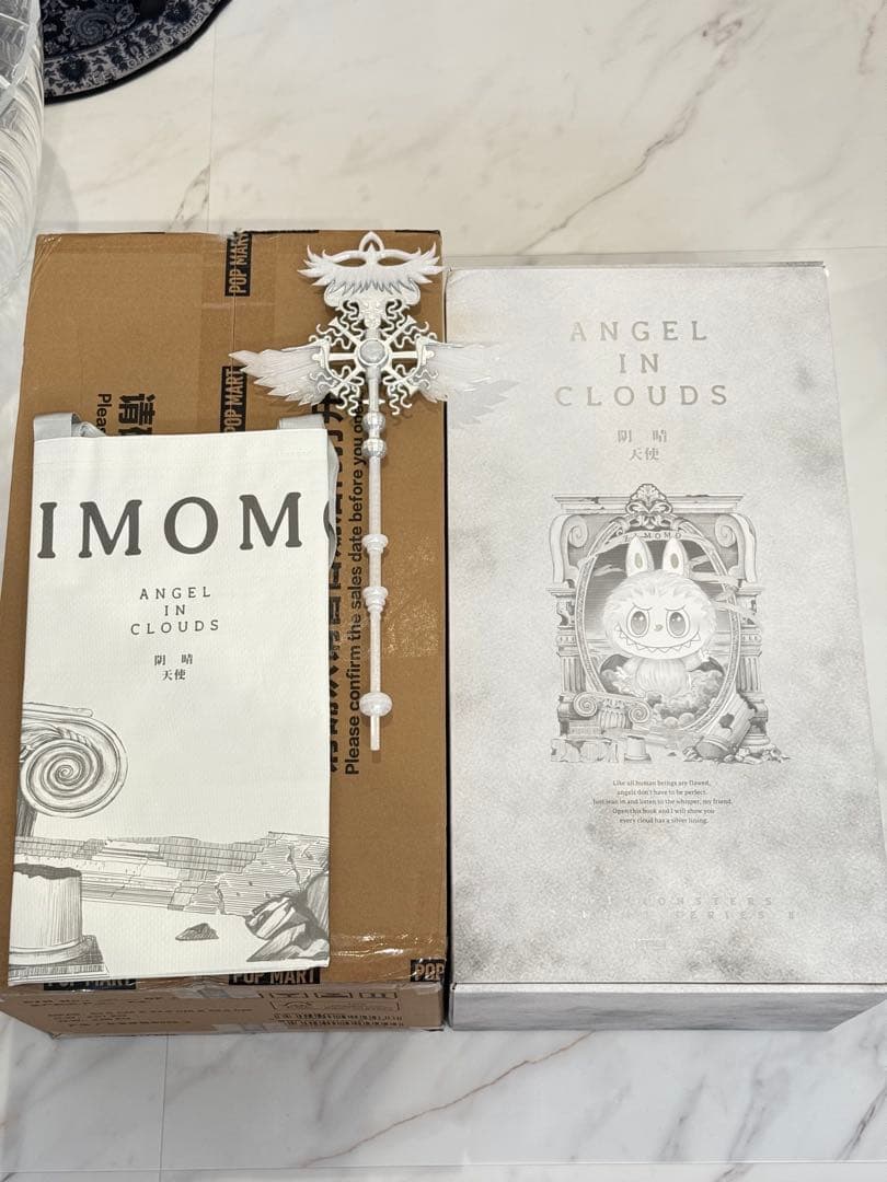 アイドル THE MONSTERS ANGEL IN CLOUDS ZimomLABUBU