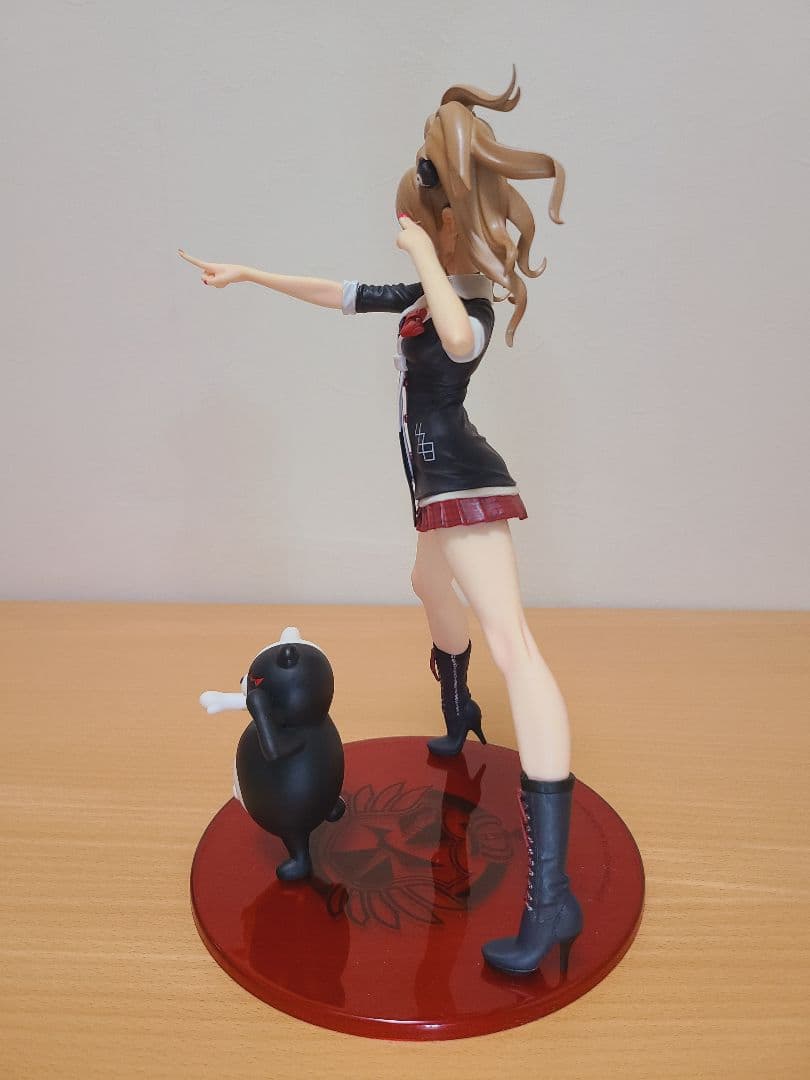 超高校級のフィギュア01 江ノ島盾子