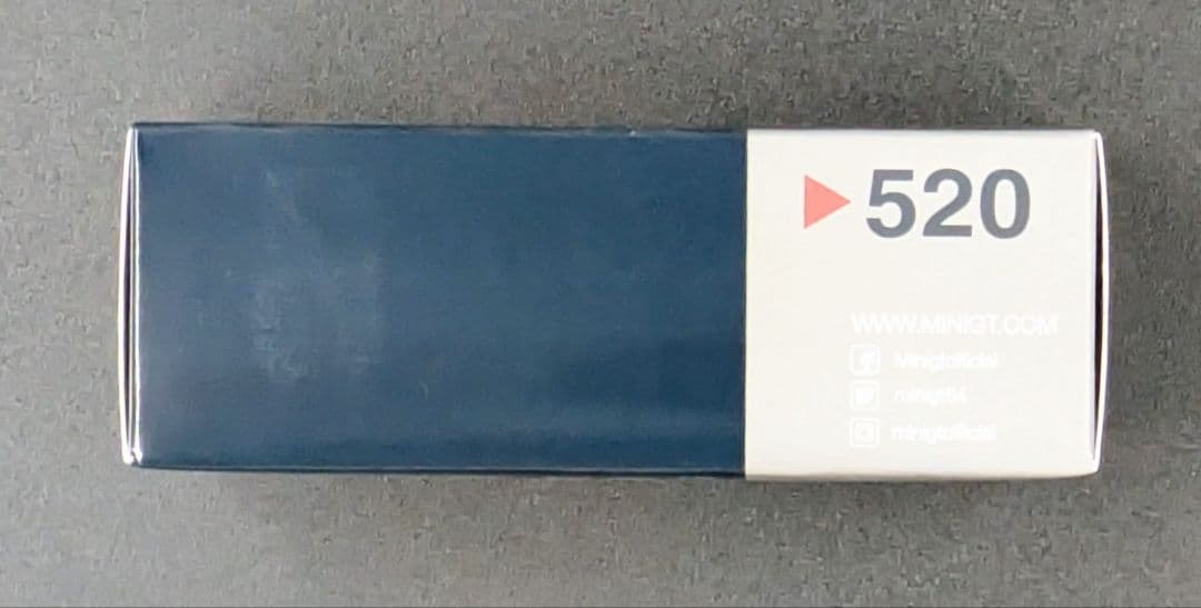 ミニカー MINI GT Oracle Red Bull Racing RB18 #1