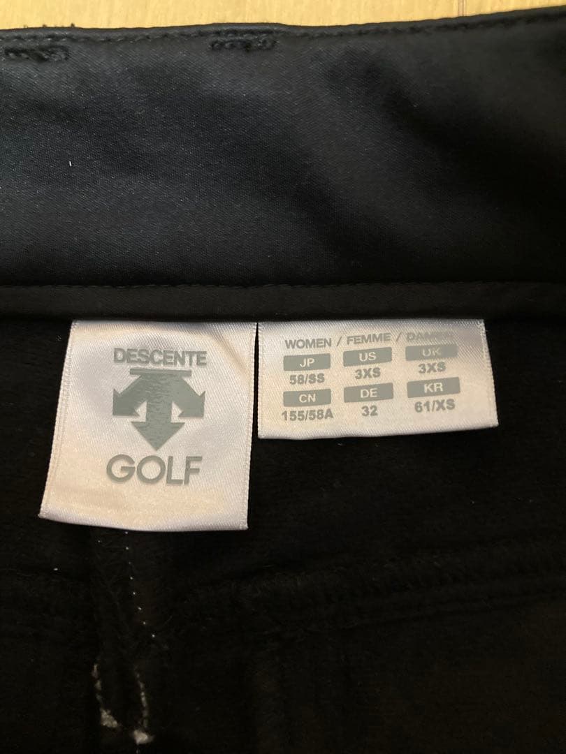 美品 DESCENTE デサントゴルフ ボンディングパンツ 58 SS 黒