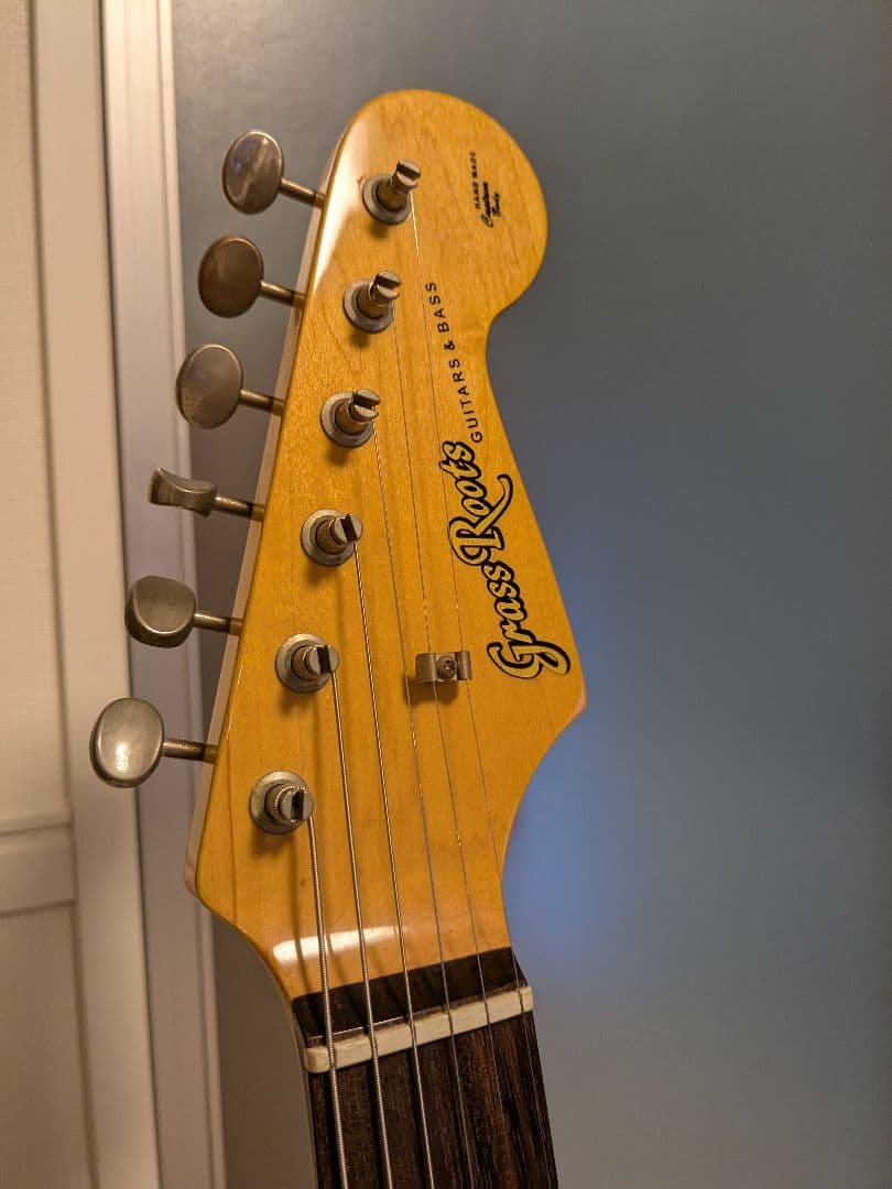 グラスルーツ ストラトキャスター