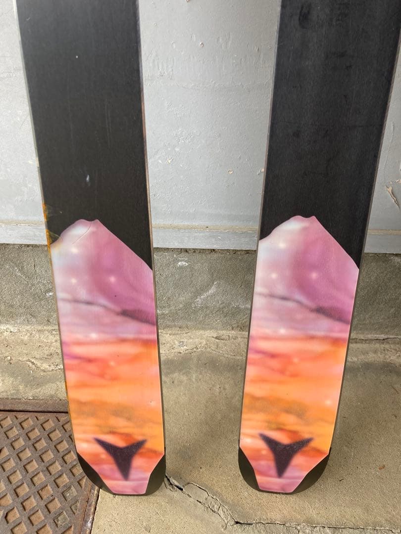 年末年始セール ATOMIC ベンチェラー100 164cm 板のみ