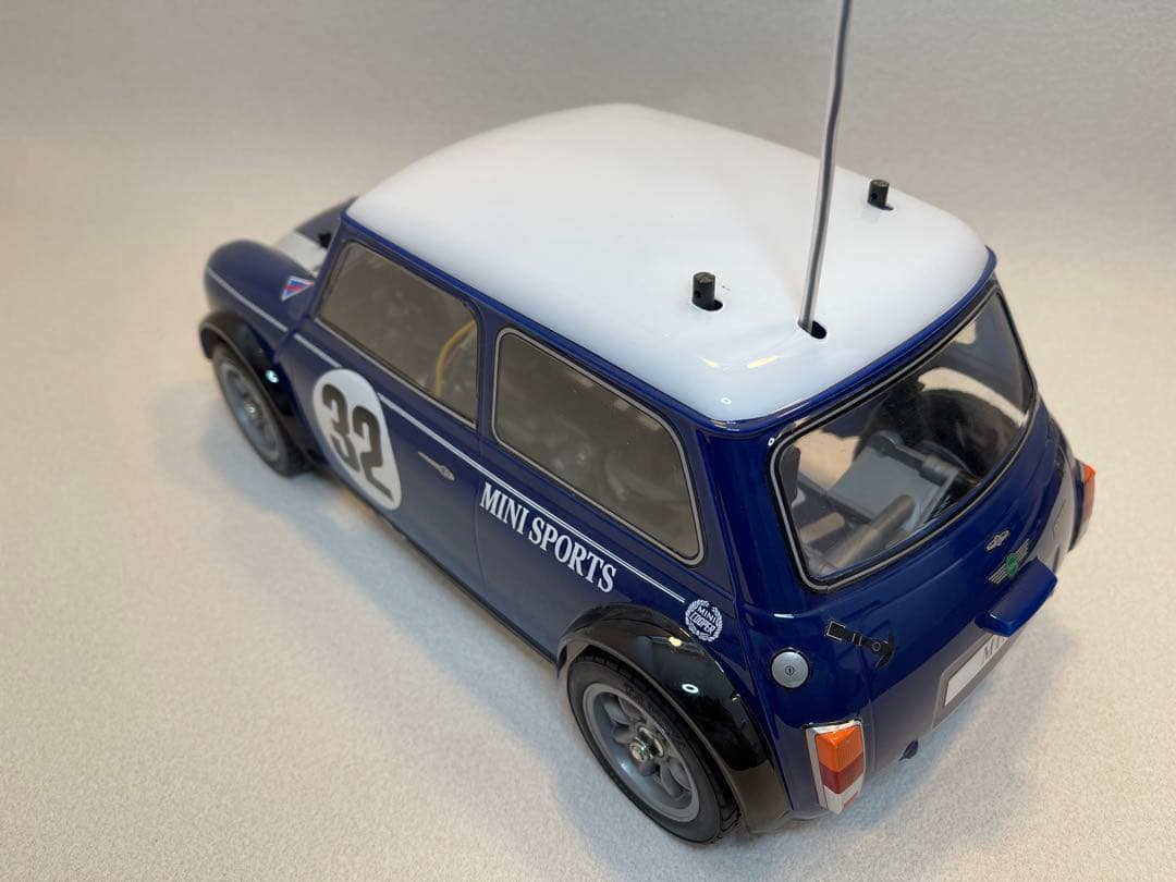 タミヤ ラジコン 1/10 ローバー ミニクーパー レーシング！