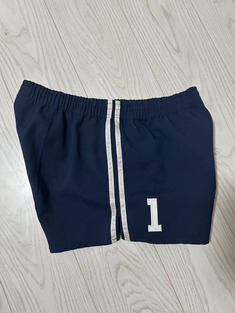 日本体育大学　日体大　男子バレーボール部　ミズノ　ゲームパンツ　１番　キャプテン