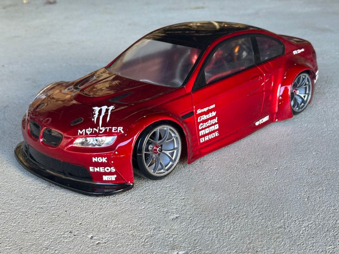  M3 E92 LIBERTYWALK風　オーバーフェンダー