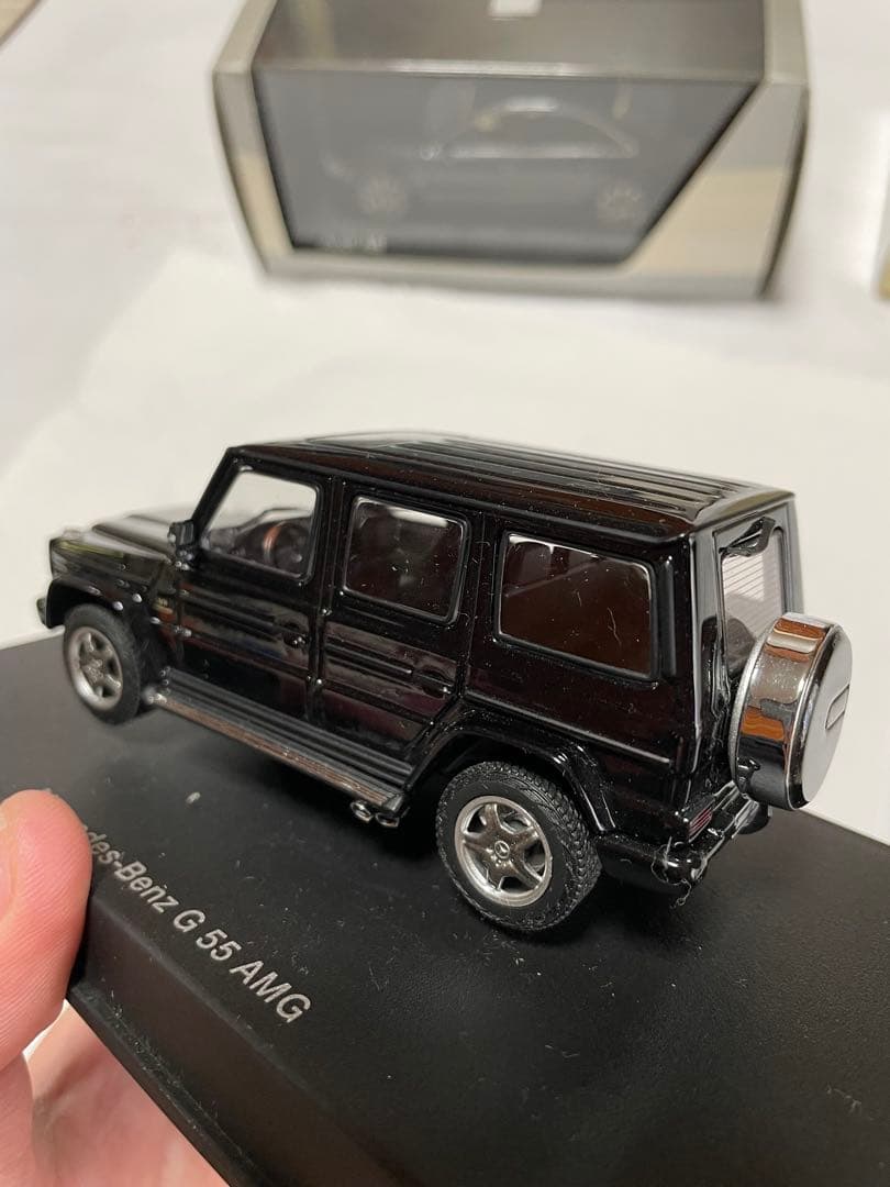 Mercedes-Benz G 55 AMG ブラックとCLS ホワイトのセット